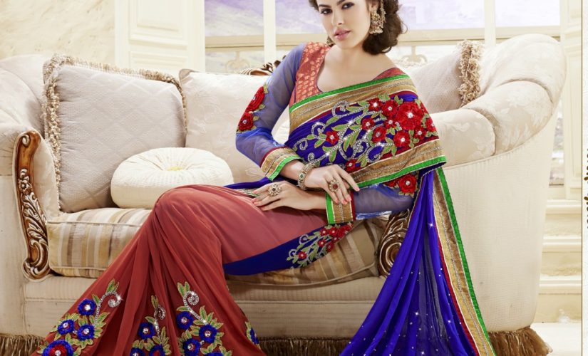 Why Should You Buy Sarees Online?