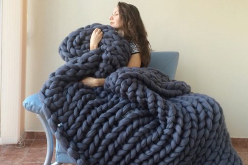 Beautiful Things You Can Create Using Giant Yarns