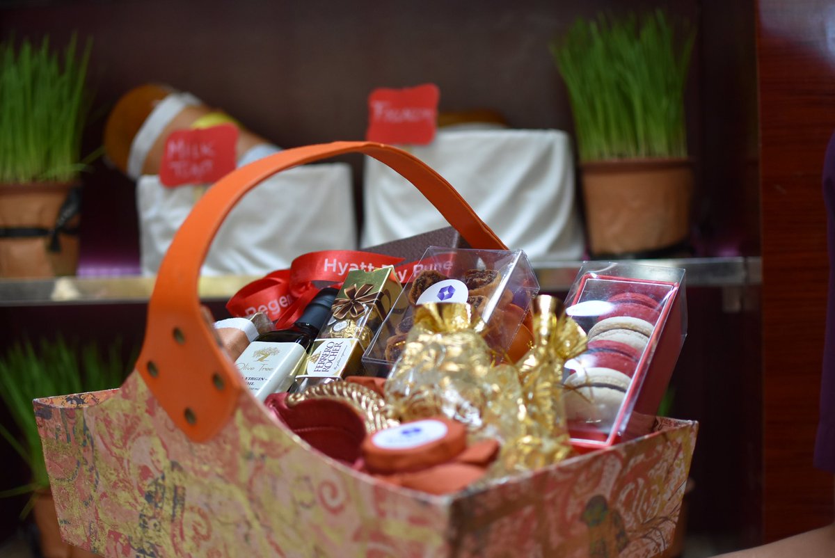 types-of-hampers-you-can-give-on-special-days-order6-online