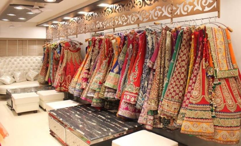 Why Is Chandni Chowk Famous As Women Shopping Hub?